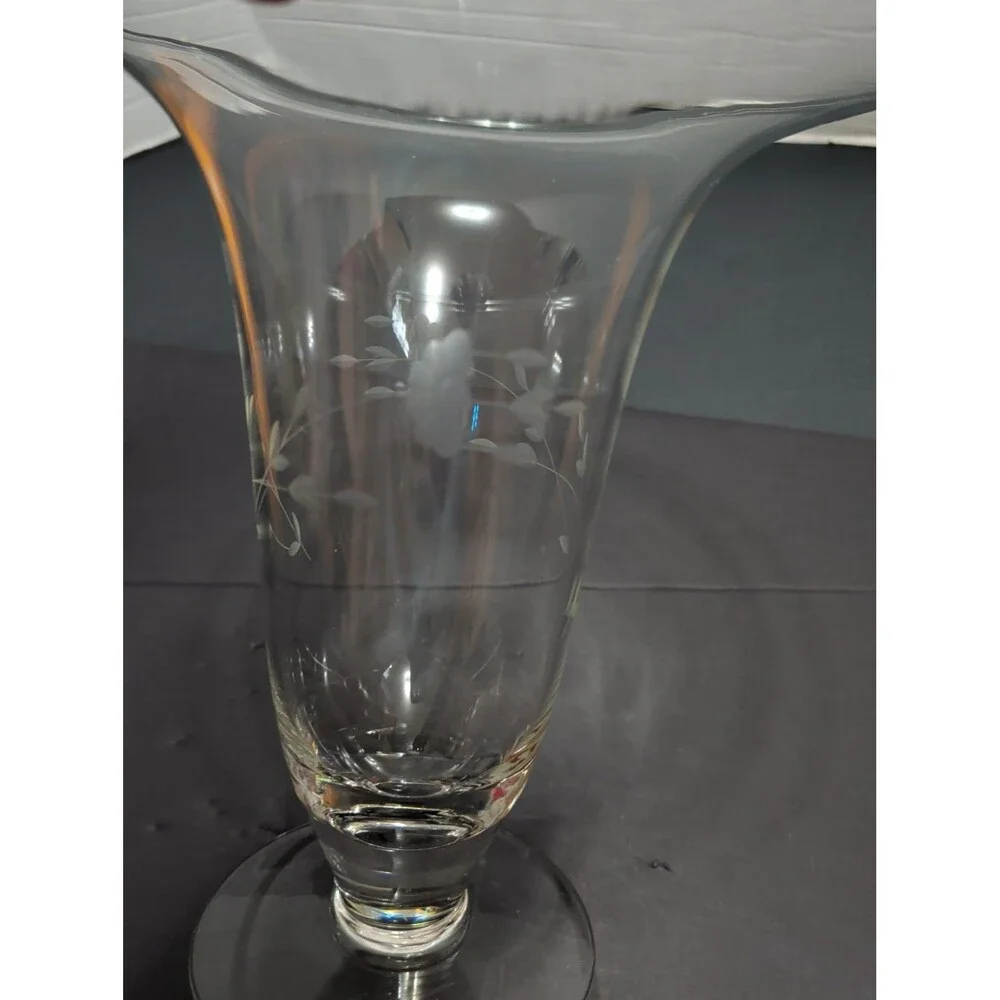 Vtg Etched Clear Glass Footed Trumpet Vase – 9